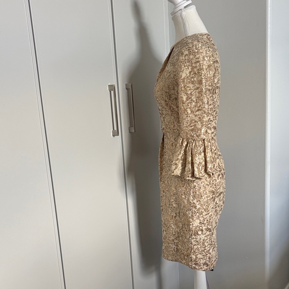 Betsy & Adam Gold Floral Lace Dress - Picture 4 of 15